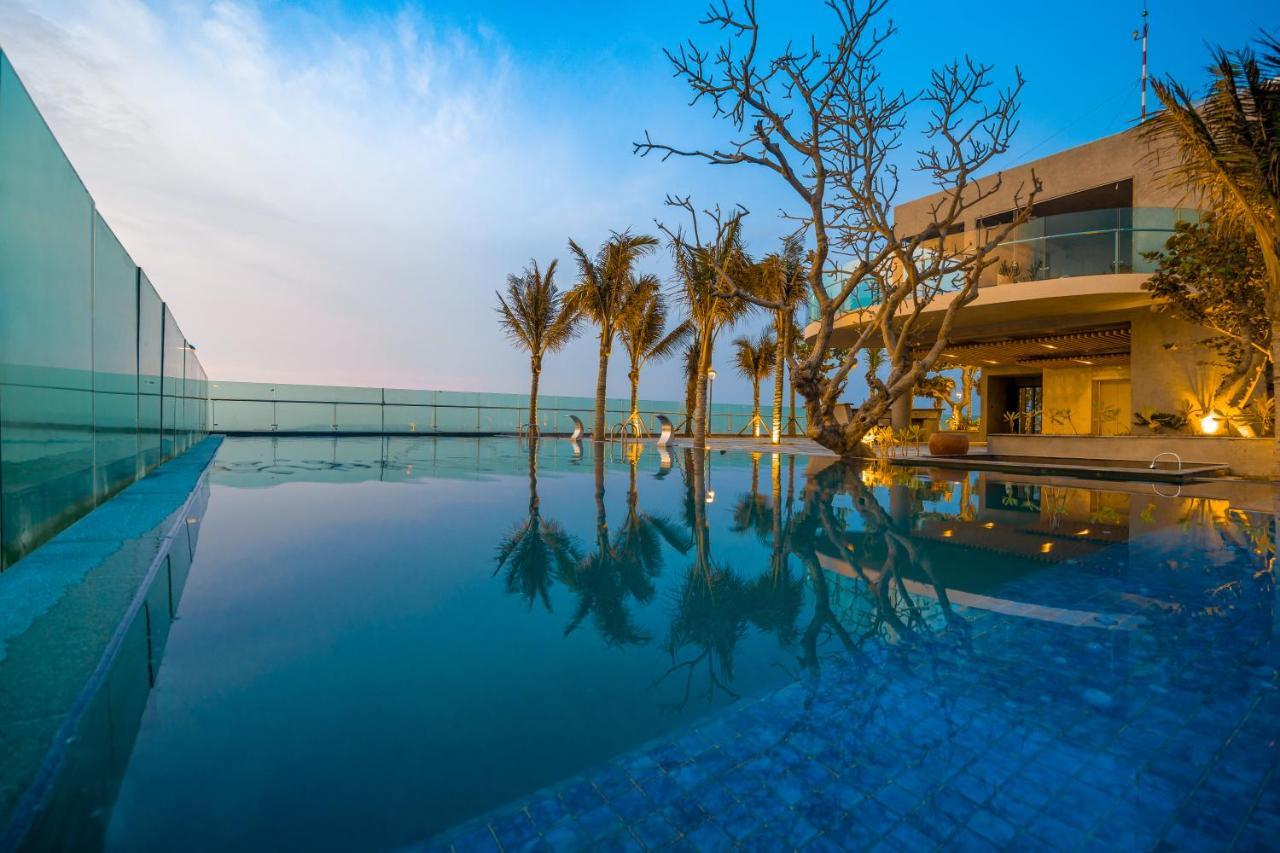 Sala Grand Tuyhoa Hotel توي هوا المظهر الخارجي الصورة